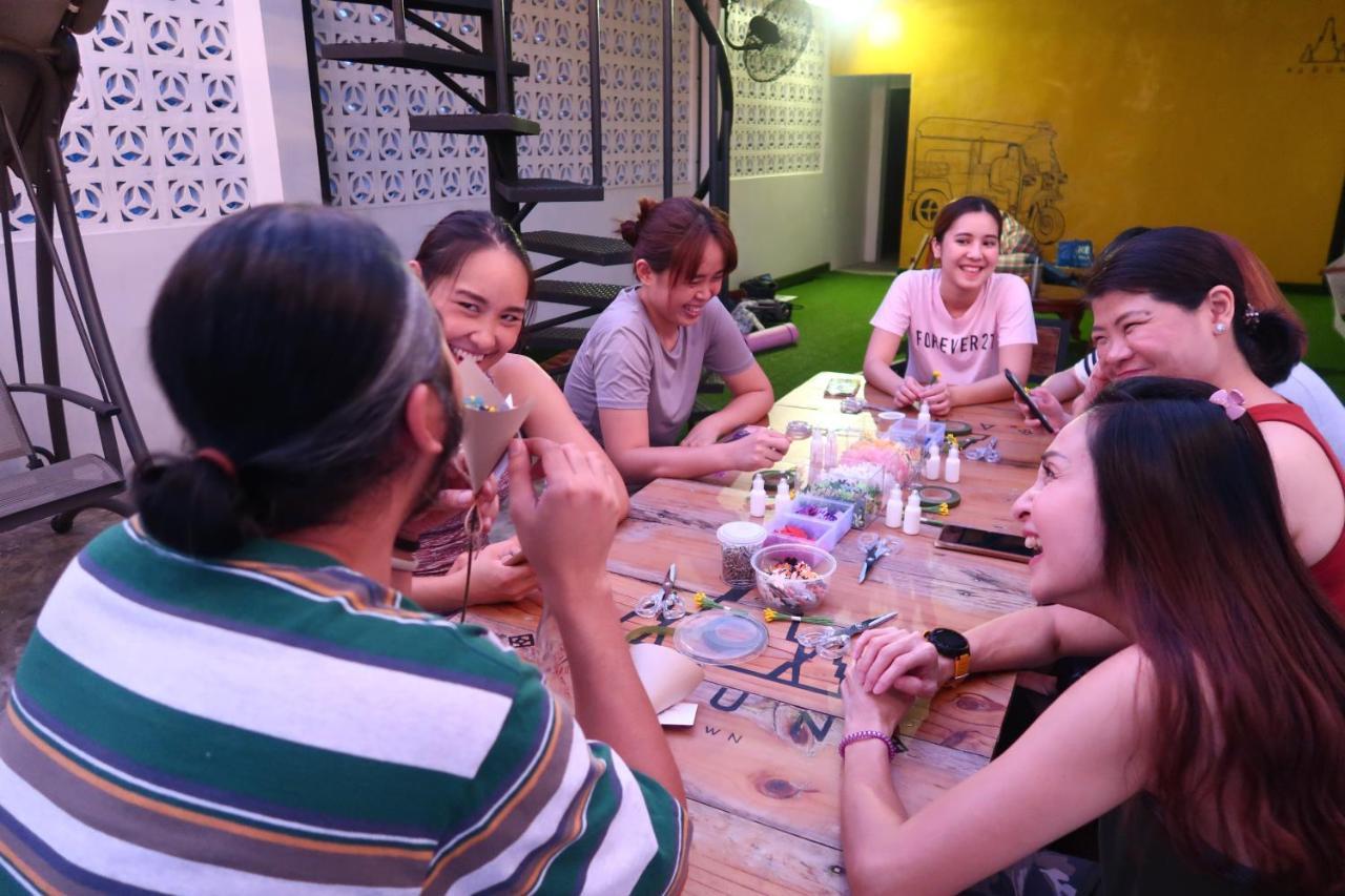Arun Old Town Hostel Bangkok Exterior photo