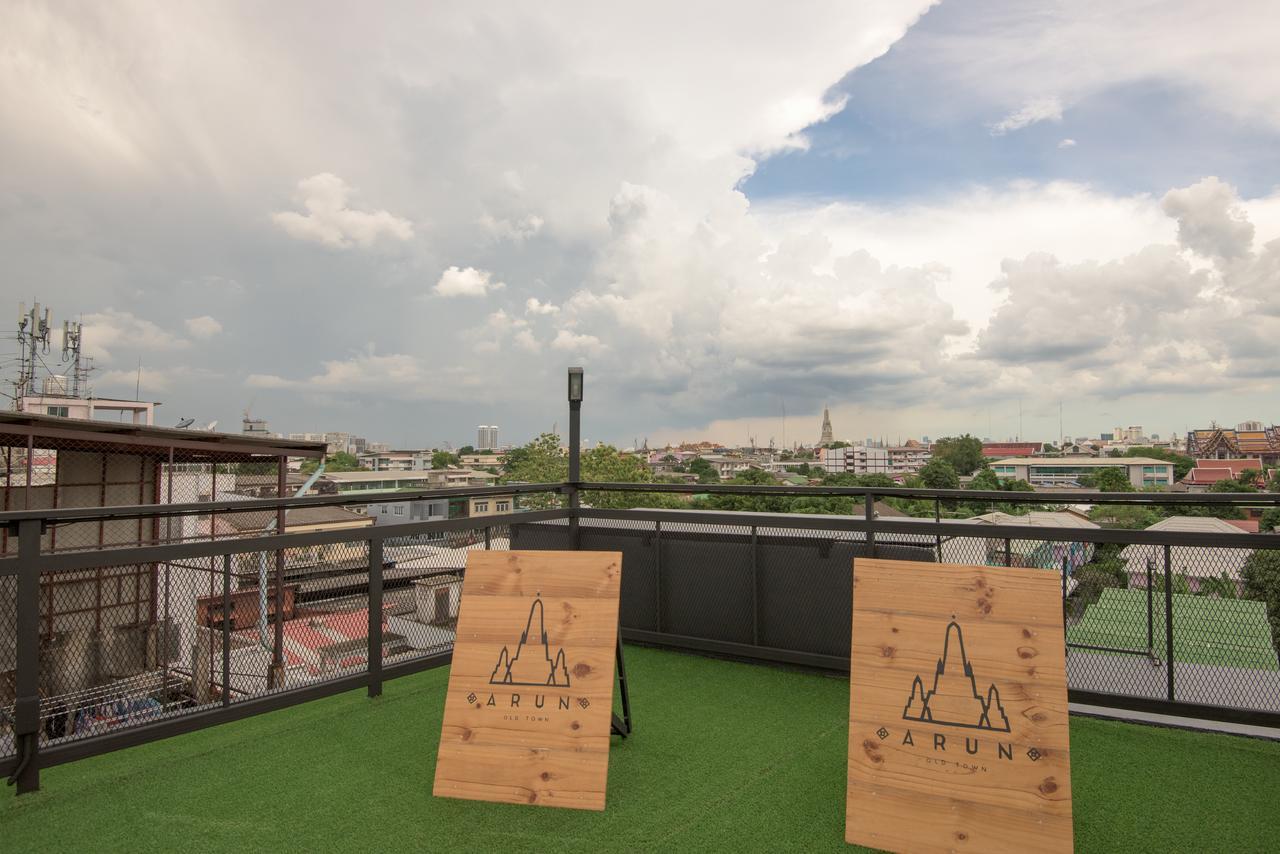 Arun Old Town Hostel Bangkok Exterior photo