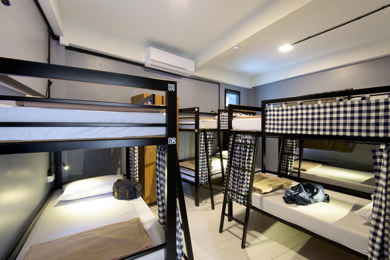 Arun Old Town Hostel Bangkok Exterior photo